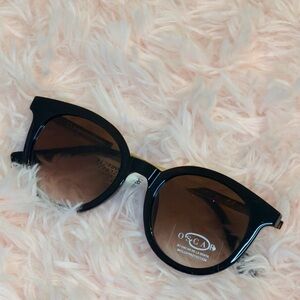 Oscar de la Renta Black Sunglasses